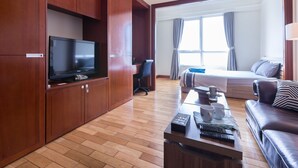 Ảnh chưa phân loại, 2 trong số 23 ảnh, nút