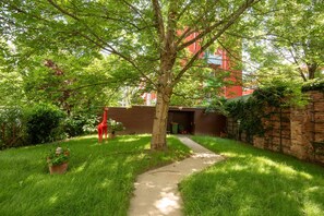 City Studio, 1 Double Bed, Non Smoking, Balcony (Top 2) | Garden view