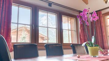 Chalet, 4 Bedrooms, Mountain View | Private kitchen | Fridge, microwave, oven, stovetop