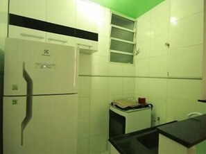 Apartamento standard, 1 quarto | Cozinha privada | Geladeira
