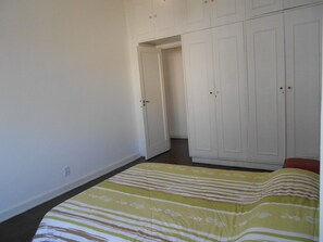 Apartamento standard, 2 quartos | 2 quartos, Wi-Fi de cortesia