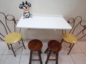 Standard Apartment, 2 Bedrooms | In-room dining