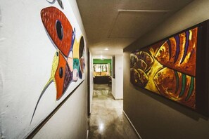 Exclusive-Apartment, 2 Schlafzimmer | 1 Schlafzimmer, Zimmersafe, Bügeleisen/Bügelbrett, Babybetten