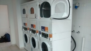 Unclassified image, 4 of 10, button - Depto en Santiago 983 (Santiago)