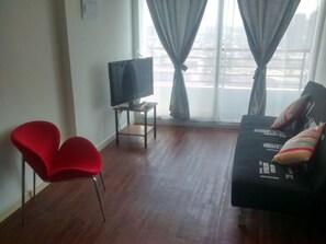 Comfort Apartment, 2 Bedrooms | Living area