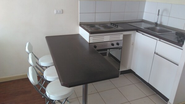 Comfort Apartment, 2 Bedrooms | Private kitchenette