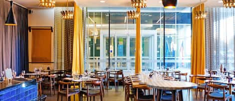 Breakfast, lunch and dinner served