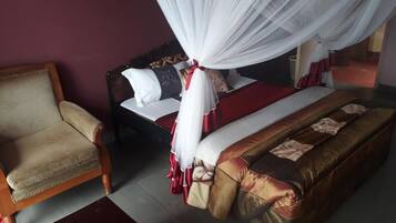 Escritorio, cunas gratuitas y wifi gratis