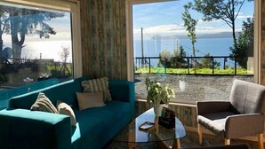 Apartament familiar, 2 dormitoris, vistes al llac | Sala d'estar