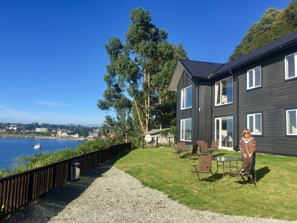 Family Apartment, 2 Bedrooms, Lake View | Terrace/patio - Aparthotel Kintumay (Puerto Varas)