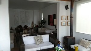 家庭單棟房屋, 多張床 | 客廳 | 平面電視