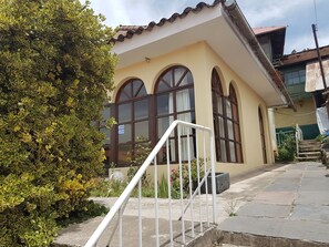 Front of property - Marco Wasi - San Blas (Cusco)