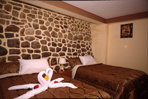 Desk, free WiFi - Marco Wasi - San Blas (Cusco)