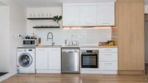 Unclassified image, 3 of 12, button - Glenfield Spacious 3 Bedrooms Unit (Auckland)