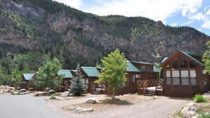 Mountain view - Glenwood Canyon Resort (Glenwood Springs)