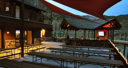 Glenwood Canyon Resort