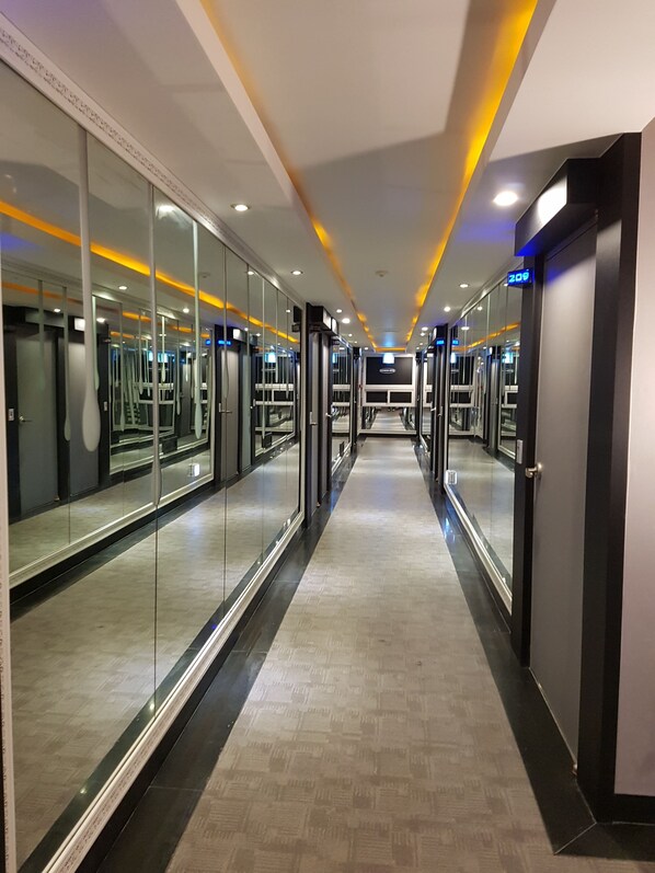 Hallway - Business Hotel (Busan)