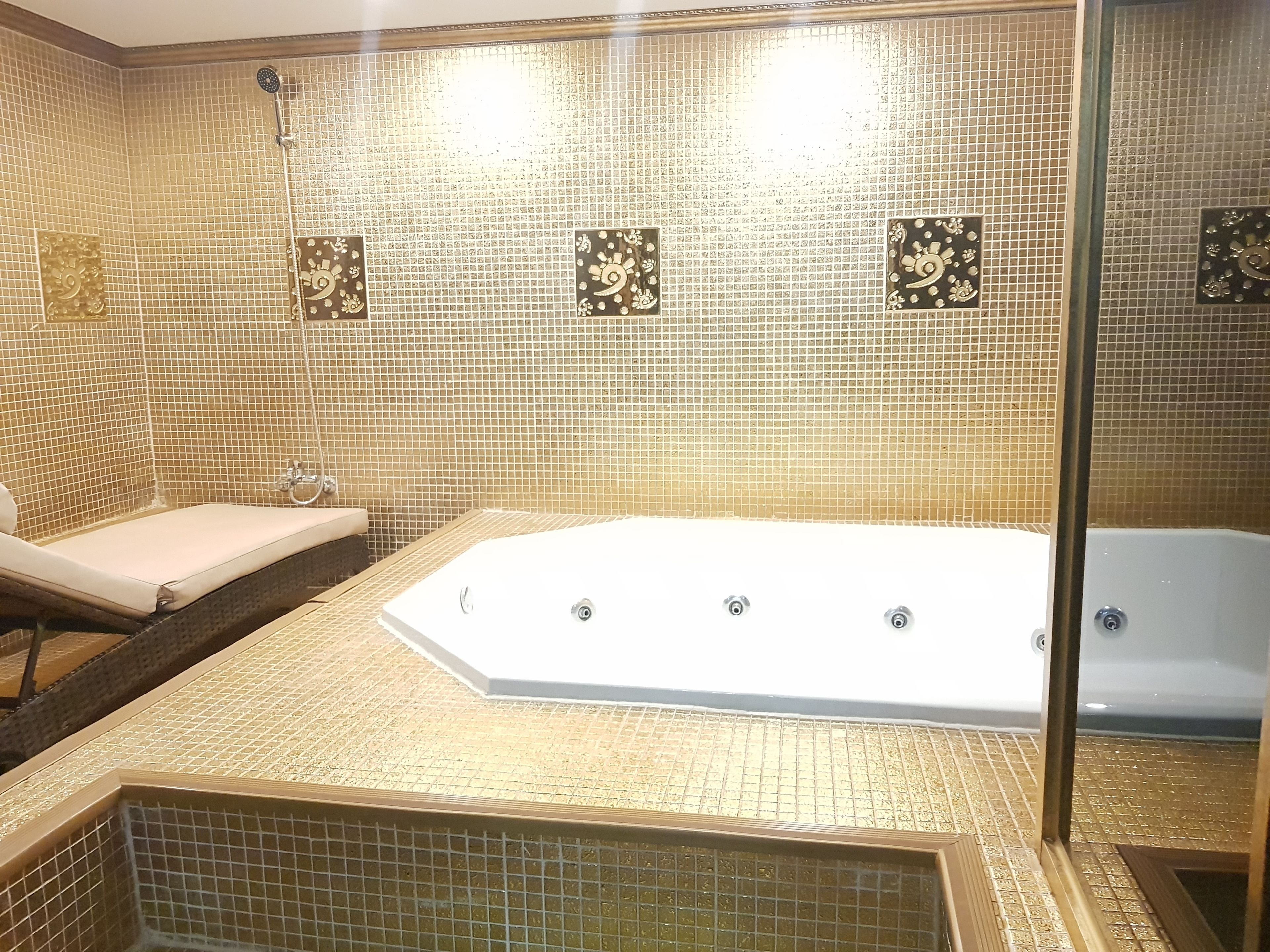 Photo - Blanc Business Hotel