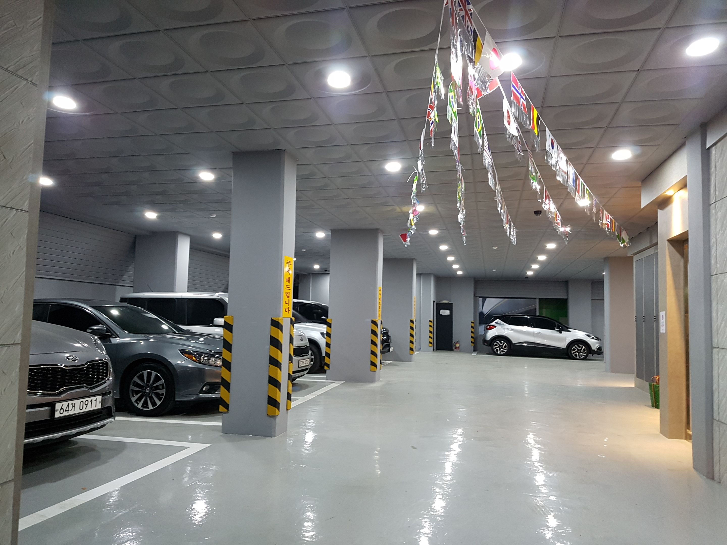 Photo - Blanc Business Hotel