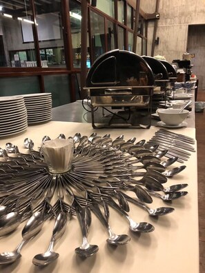 Daily cooked-to-order breakfast for a fee
