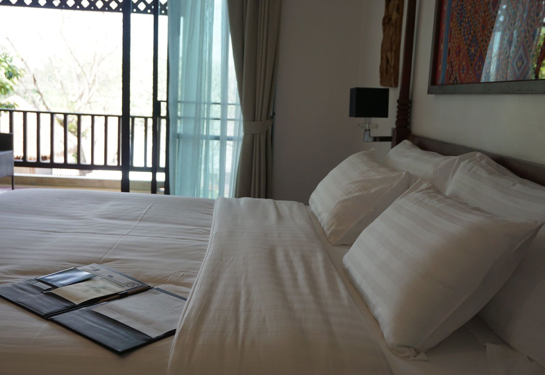 Minibar, caja fuerte, cortinas opacas y wifi gratis