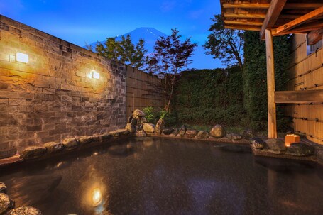 Aguas termales