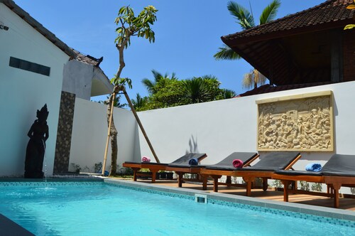 Askara Guest House - Hostel