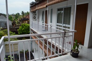 Exterior detail - Askara Guest House - Hostel (Ubud)