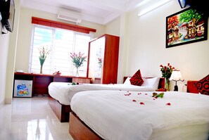 Chambre Triple Supérieure, salle de bains commune