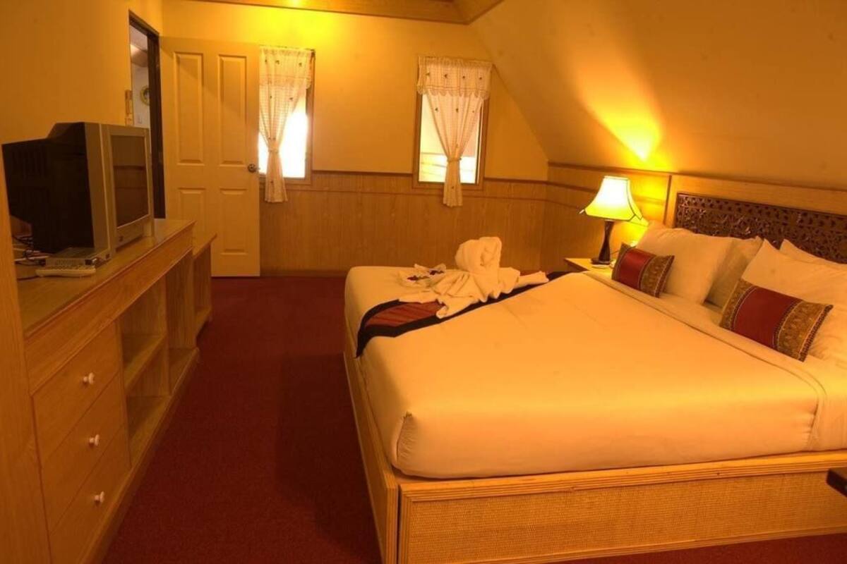 Standaard kamer | Een minibar, verduisterende gordijnen, extra bedden (toeslag)