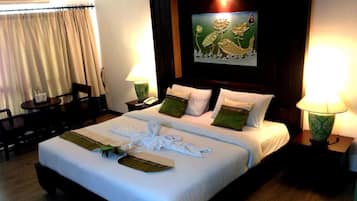 Deluxe Room | Rollaway beds, free WiFi