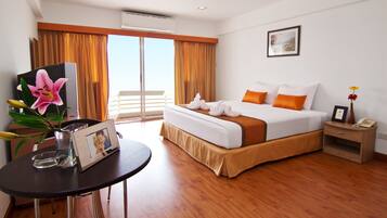 Standard Room Sea View | Schreibtisch, Zustellbetten, WLAN