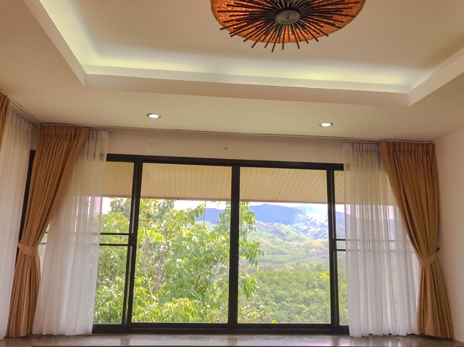Honeymoon Room, Bathtub | View from room
