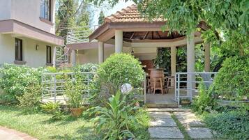 Kawasan BBQ/berkelah