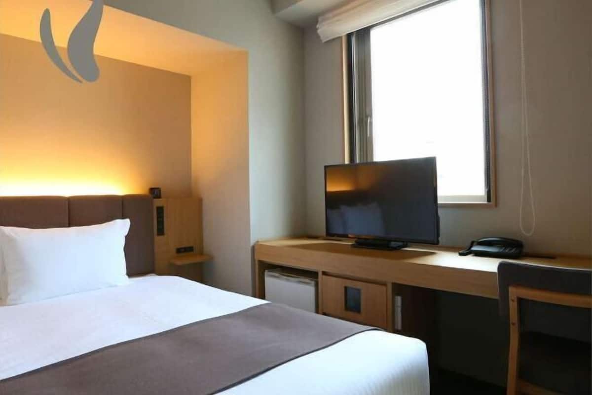Bureau, rideaux occultants, chambres insonorisées, Wi-Fi gratuit