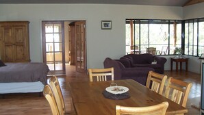 Cottage (Banksia) | Bộ đồ giường cao cấp, bàn ủi/dụng cụ ủi quần áo, bộ trải giường