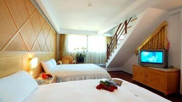 1 habitación, ropa de cama de alta calidad, edredón y escritorio