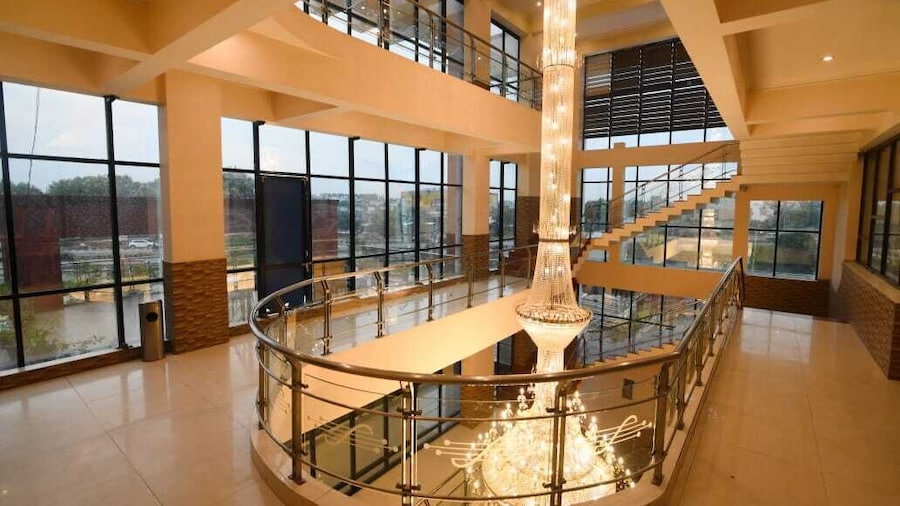 Taraji Resort Hotel and Restaurant