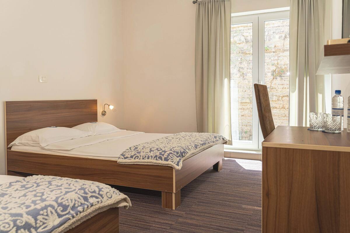Double Room (Cliff View)