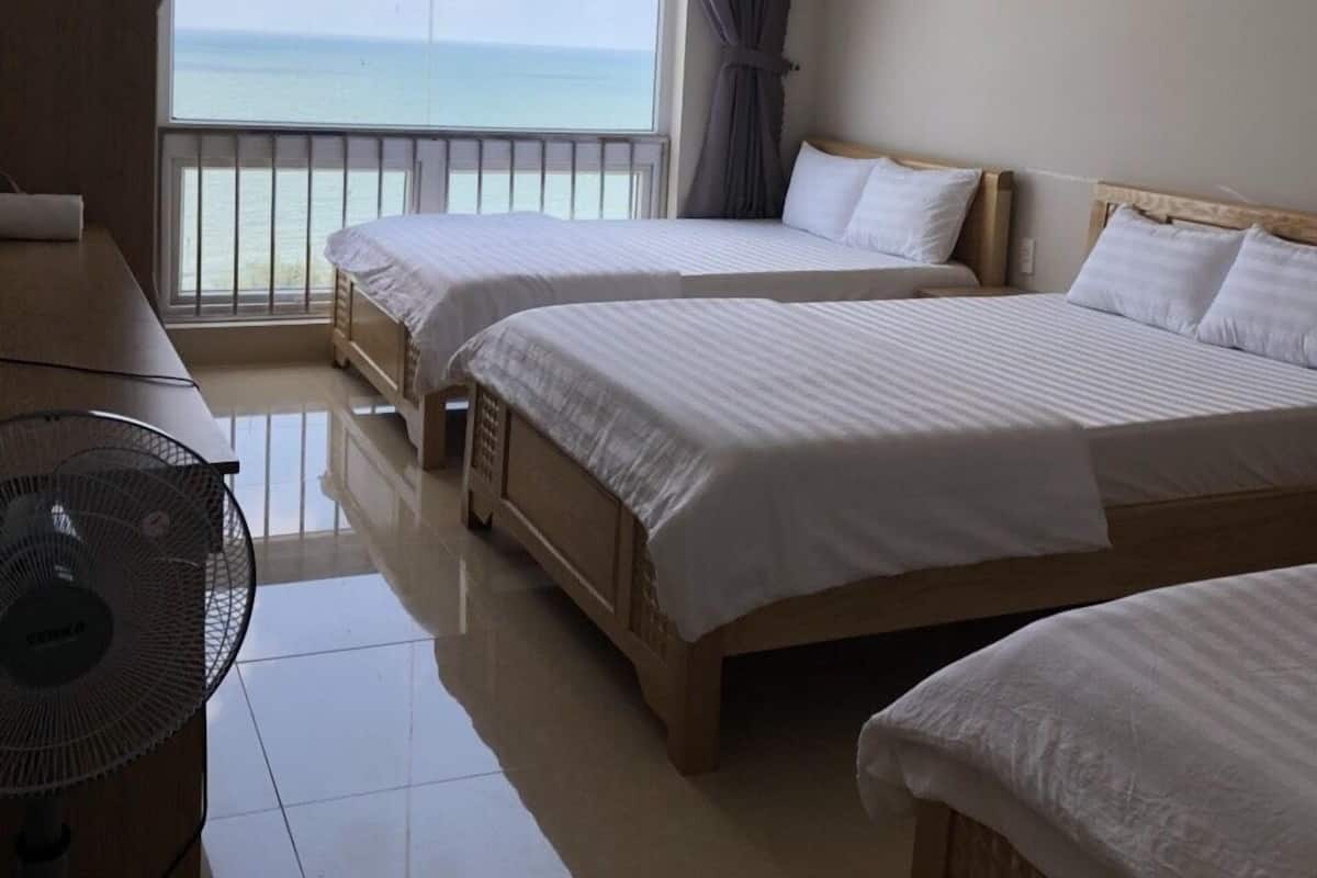 Condo premium, 2 quartos, para não fumantes, vista para o mar | 2 quartos, roupas de cama premium, escrivaninha