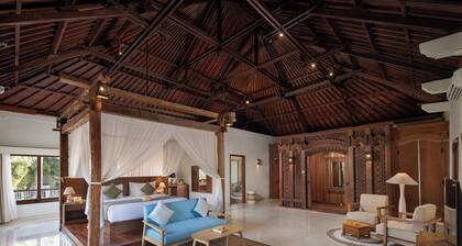 Tapa Tepi Kali Canggu by Pramana