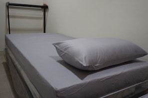 Casa básica, 3 quartos | 3 quartos, ferros/tábuas de passar roupa