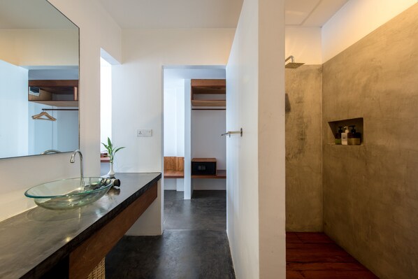 Bathroom - eOcambo Residence (Siem Reap)