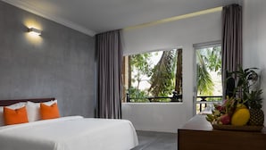 Deluxe Double Room, Balcony | In-room safe, desk, laptop workspace, iron/ironing board (on request) - eOcambo Residence (Siem Reap)