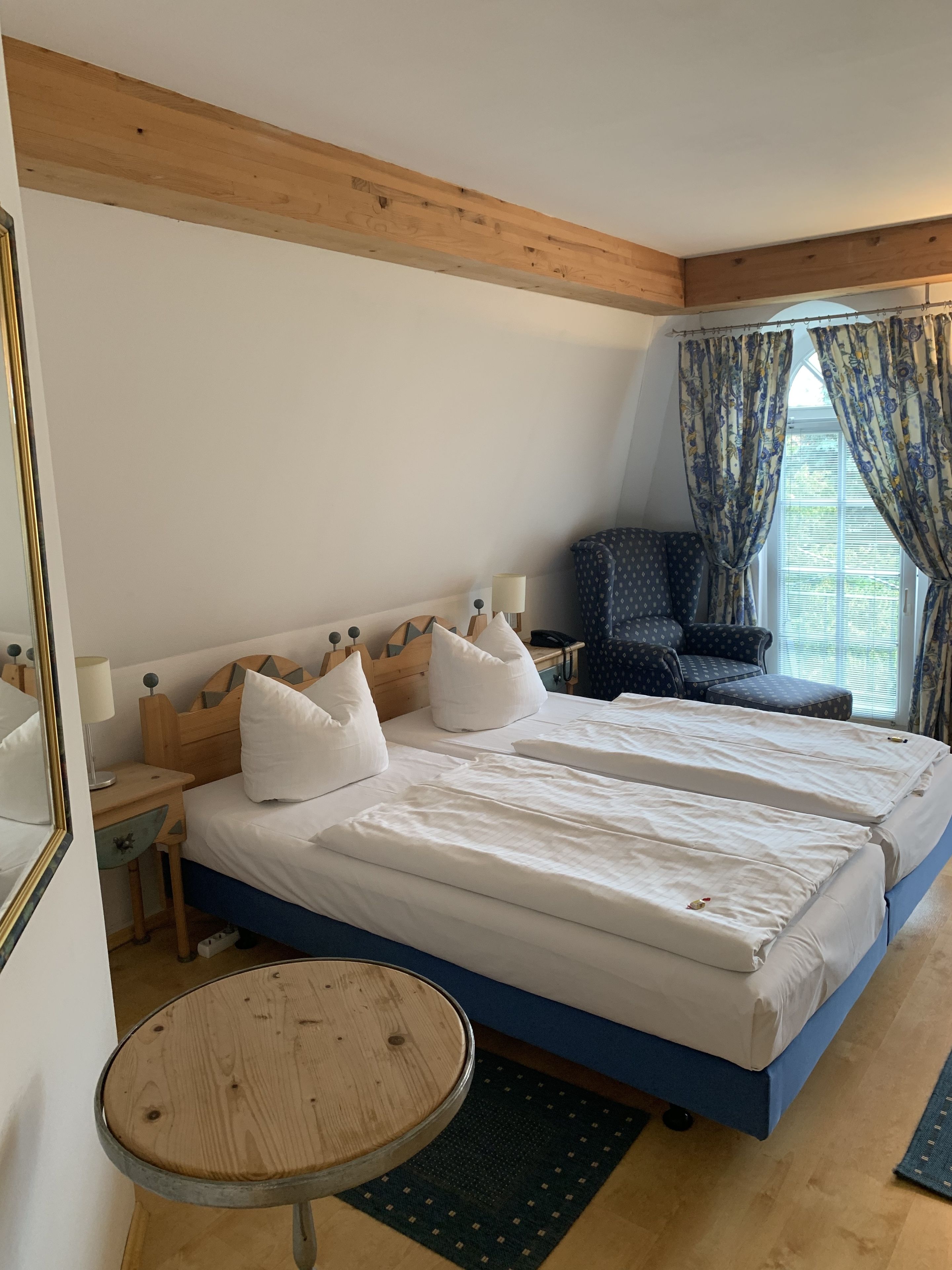 triple room, 1 bedroom | minibar, in-room safe, individually decorated, individually furnished