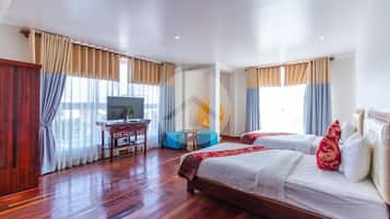 Deluxe Twin Suite | 3 bedrooms, premium bedding, minibar, in-room safe