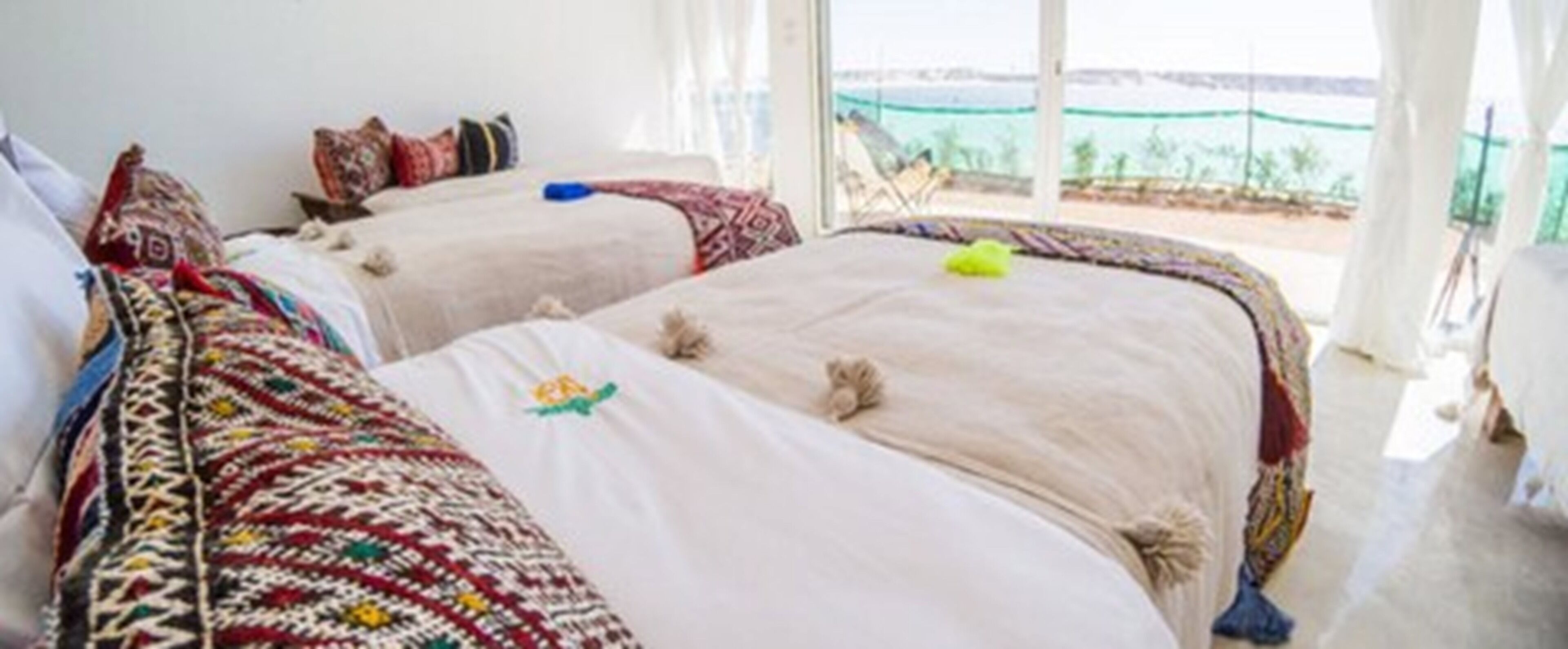 bungalow vip | 1 bedroom, desk, blackout curtains, free cots/infant beds