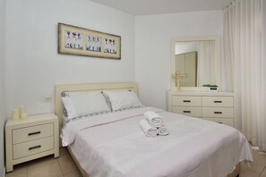 Comfort Apartment, 2 Bedrooms, 2 Bathrooms, Lake View