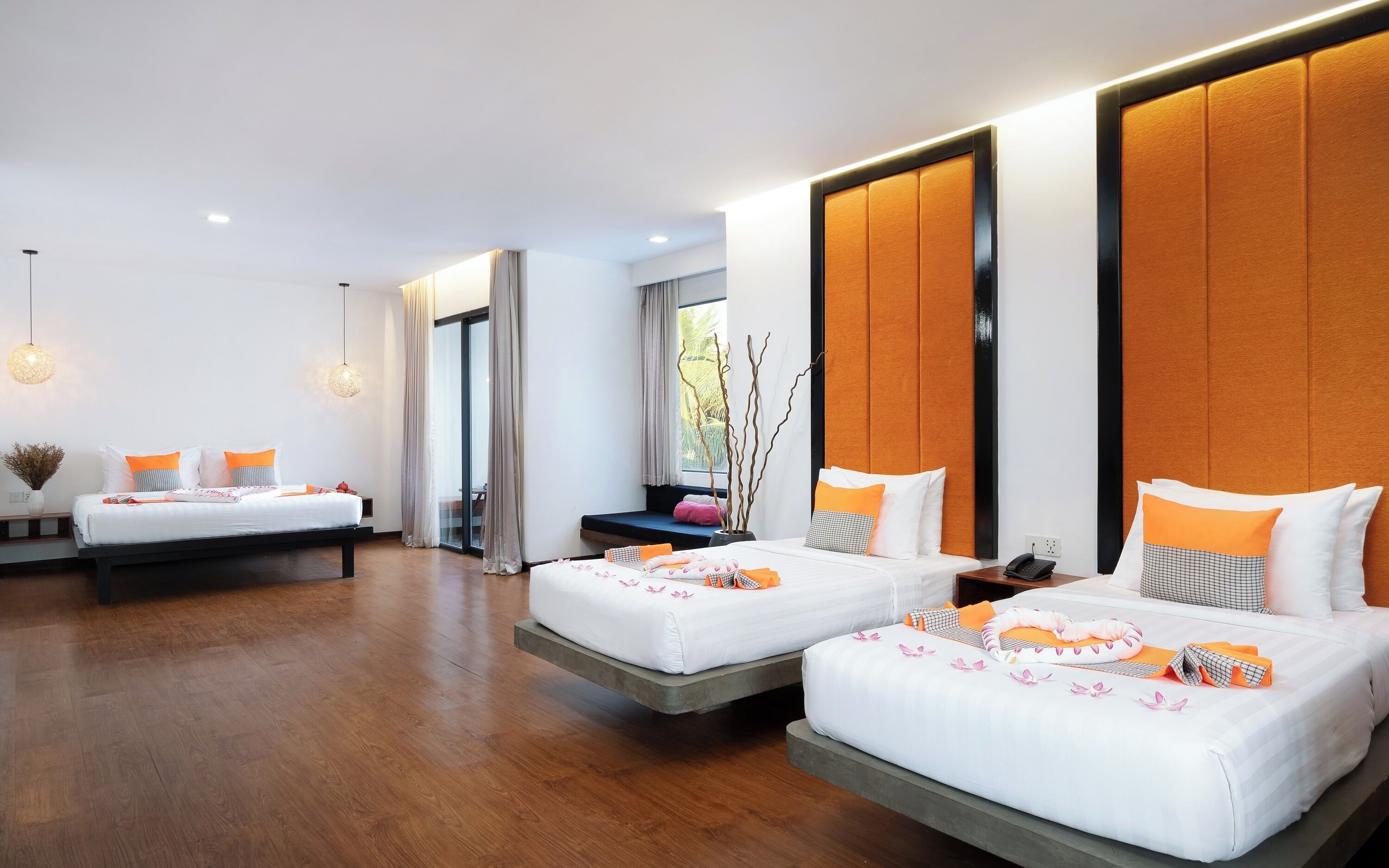 1 bedroom, down duvets, minibar, in-room safe