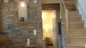 Loft, Fireplace | Ruang tamu | 19 inci televisyen skrin rata dengan digital, TV